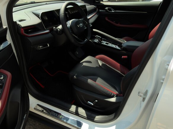 2024 Geely Coolray (Binyue Cool) I Рестайлинг, белый, 2250000 рублей - вид 8