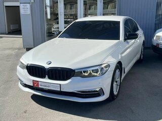 2018 BMW 5 серии 520d VII (G30/G31/G38), белый, 2578000 рублей, вид 3