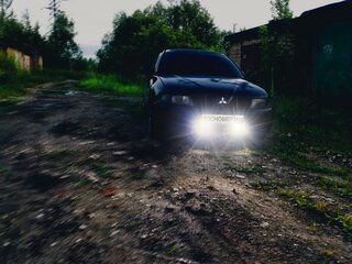 2003 Mitsubishi Carisma I Рестайлинг, чёрный, 320000 рублей, вид 4