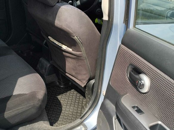 2010 Nissan Tiida I Рестайлинг, голубой, 595000 рублей - вид 7