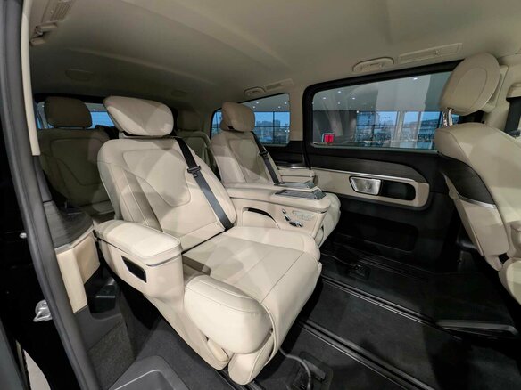 2026 Mercedes-Benz V-Класс 300 d экстра длинный III (W447) Рестайлинг 2, чёрный - вид 7