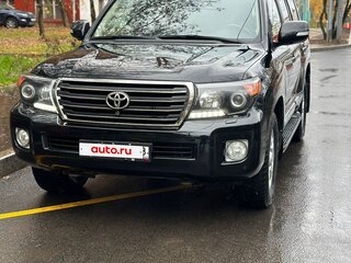 2015 Toyota Land Cruiser 200 Series Рестайлинг 1, чёрный, 4500000 рублей, вид 1