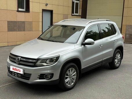 2011 Volkswagen Tiguan I, серебристый, 990000 рублей, вид 1
