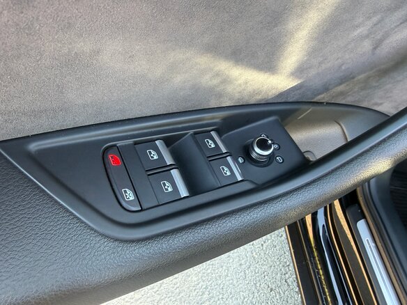 2019 Audi A4 V (B9), чёрный, 3400000 рублей - вид 15