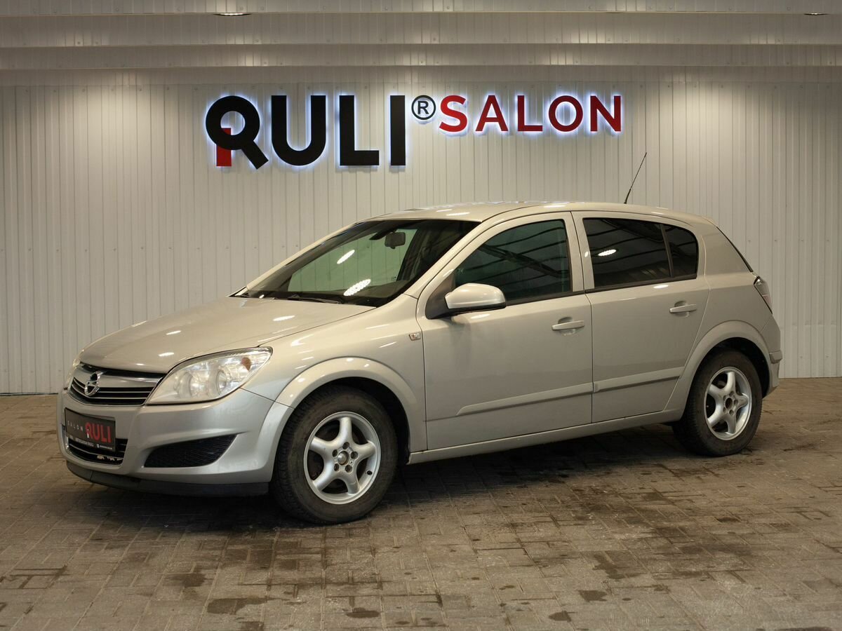Открыть фотографии: Opel Astra H Рестайлинг
