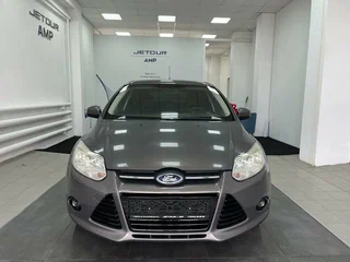 2013 Ford Focus III, коричневый, 749000 рублей, вид 3