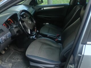 2011 Opel Astra H Рестайлинг, серый, 590000 рублей, вид 5
