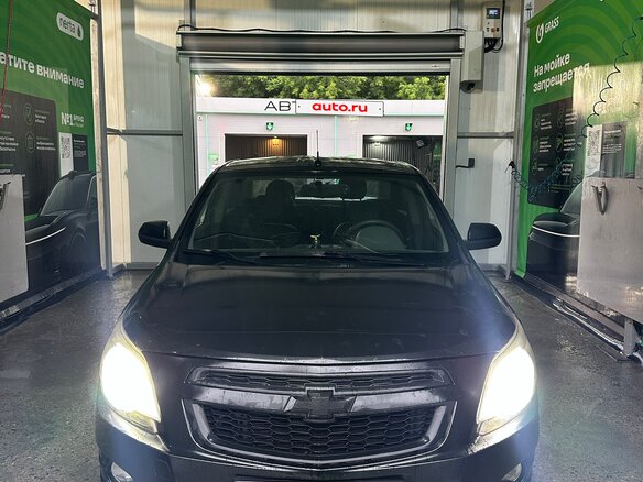2013 Chevrolet Cobalt II, чёрный, 650000 рублей