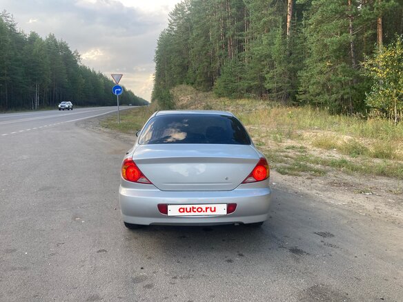 2007 Kia Spectra I Рестайлинг 2, серебристый, 250000 рублей - вид 2