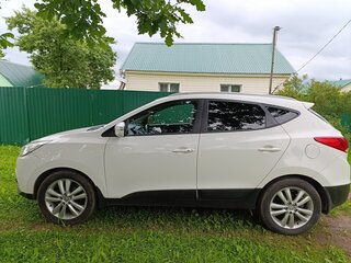 2011 Hyundai ix35 I, белый, 1000000 рублей, вид 4