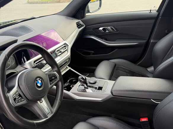 2020 BMW 3 серии 320i xDrive VII (G2x), чёрный, 3600000 рублей - вид 4