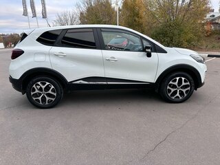 2017 Renault Kaptur I, белый, 1369000 рублей, вид 4