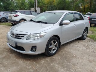 2011 Toyota Corolla X (E140, E150) Рестайлинг, серебристый, 1350000 рублей, вид 1