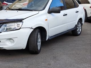 2012 Lada (ВАЗ) Granta I, белый, 150000 рублей, вид 3