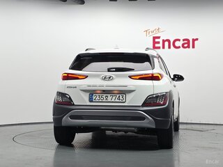 2022 Hyundai Kona I Рестайлинг, белый, 1320000 рублей, вид 4