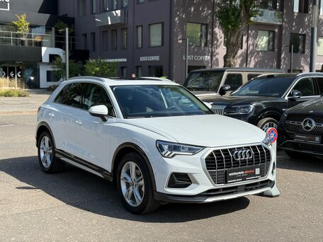 2022 Audi Q3 35 TFSI II (F3), белый, 2570000 рублей, вид 3