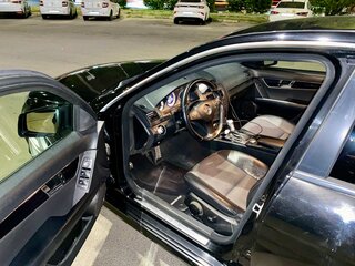 2010 Mercedes-Benz C-Класс 180 BlueEFFICIENCY III (W204), чёрный, 1020000 рублей, вид 5