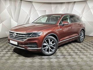 2020 Volkswagen Touareg III, красный, 3859000 рублей, вид 1