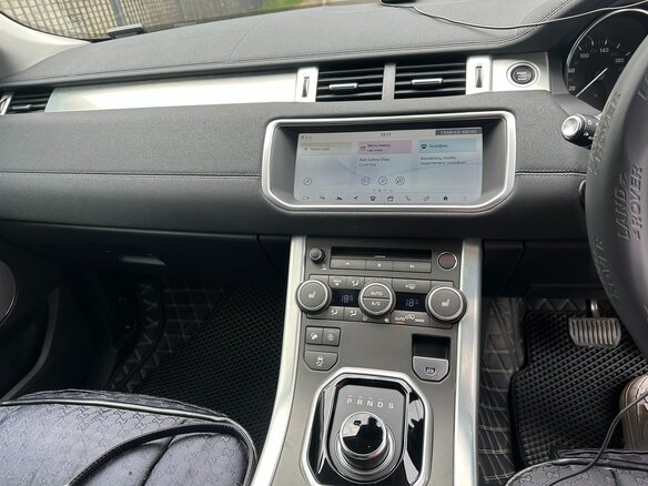 2018 Land Rover Range Rover Evoque I Рестайлинг, серый, 3070000 рублей - вид 13
