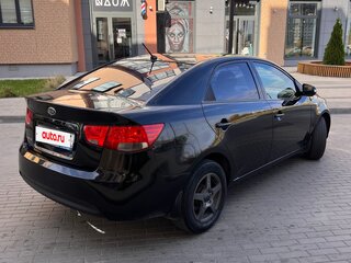 2009 Kia Cerato 5-speed II, чёрный, 630000 рублей, вид 4