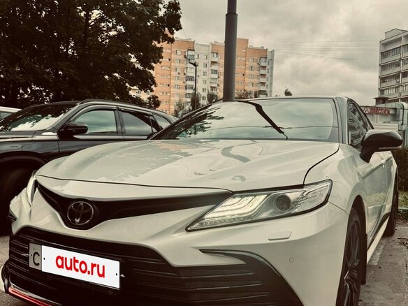 2021 Toyota Camry VIII (XV70) Рестайлинг, белый - вид 9