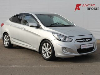 2011 Hyundai Solaris I, серебристый, 795000 рублей, вид 3