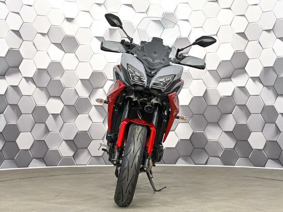 2021 Yamaha MT-09 Tracer (FJ-09), серый, 949000 рублей - вид 4