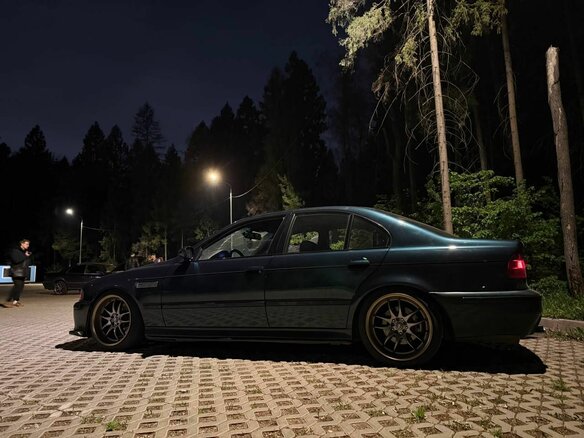 1997 BMW 5 серии 528i IV (E39), зелёный, 900000 рублей - вид 6