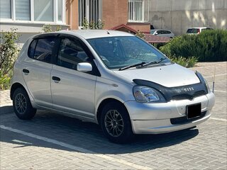 2000 Toyota Vitz I (P10), серебристый, 350000 рублей, вид 4