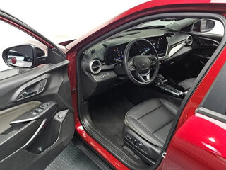 2023 Chevrolet Trax II, красный, 1390222 рублей, вид 5