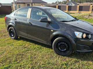 2012 Chevrolet Aveo II, чёрный, 550000 рублей, вид 2
