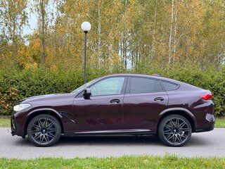 2020 BMW X6 M Competition III (F96), фиолетовый, 9600000 рублей, вид 4