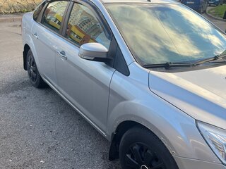 2009 Ford Focus II Рестайлинг, серебристый, 600000 рублей, вид 4
