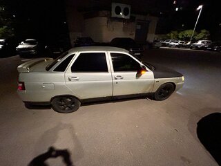 2005 Lada (ВАЗ) 2110, серебристый, 140000 рублей, вид 3