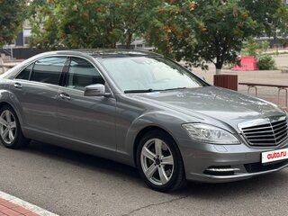 2010 Mercedes-Benz S-Класс 500 V (W221) Рестайлинг, серый, 1450000 рублей, вид 4