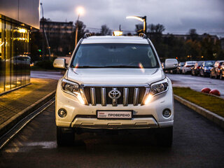 2015 Toyota Land Cruiser Prado 150 Series Рестайлинг 1, белый, 3194000 рублей, вид 4