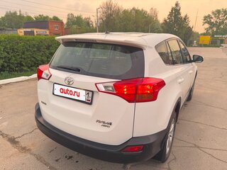 2013 Toyota RAV4 IV (XA40), белый, 1790000 рублей, вид 4