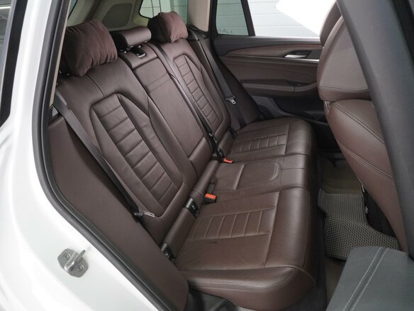 2021 BMW X3 28i xDrive III (G01), белый, 5300000 рублей - вид 6