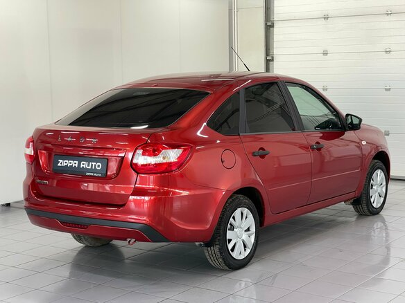 2021 Lada (ВАЗ) Granta I Рестайлинг, красный, 599000 рублей - вид 3