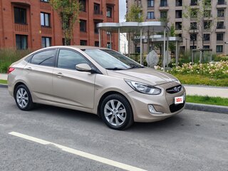 2012 Hyundai Solaris I, бежевый, 730000 рублей, вид 2