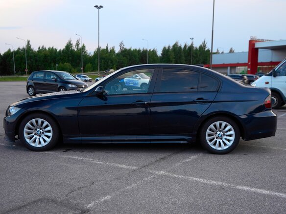 2005 BMW 3 серии 320d V (E90/E91/E92/E93), синий, 880000 рублей - вид 9