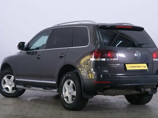 2009 Volkswagen Touareg I Рестайлинг, серый, 1129000 рублей, вид 4