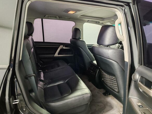 2011 Toyota Land Cruiser 200 Series, чёрный, 2875000 рублей - вид 17