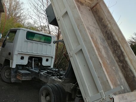 1995 Fuso (Mitsubishi) Canter, белый, 2000000 рублей, вид 1