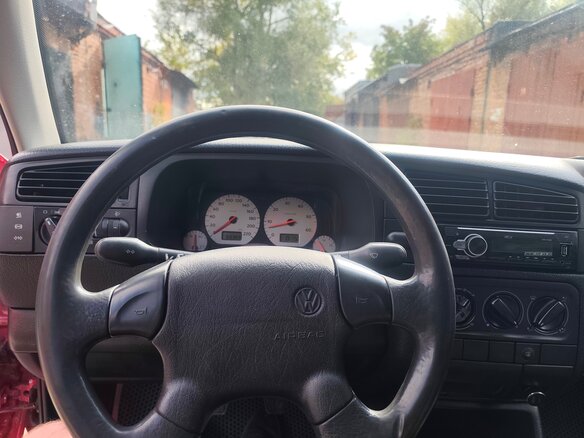 1993 Volkswagen Golf III, красный, 200000 рублей - вид 7