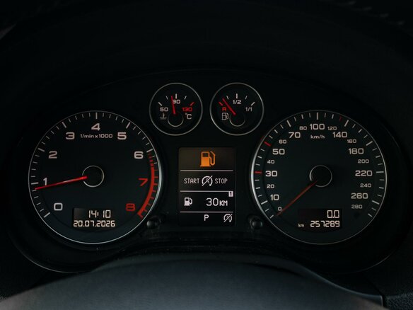 2011 Audi A3 II (8P) Рестайлинг 2, белый - вид 16