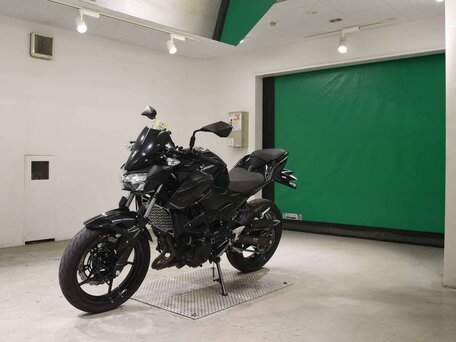2021 Kawasaki Z 400, чёрный, 585000 рублей, вид 4