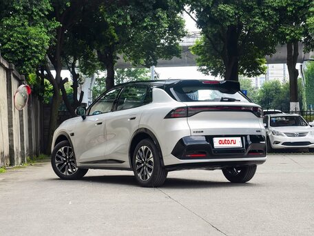 2026 Changan Qiyuan Q05 51.9 kWh II, серебристый, 2300000 рублей, вид 5