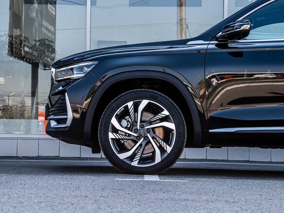 2026 Geely Monjaro I Рестайлинг, чёрный, 4905441 рублей - вид 8