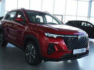 2025 Changan CS35 Plus I Рестайлинг, красный, 2839900 рублей, вид 3